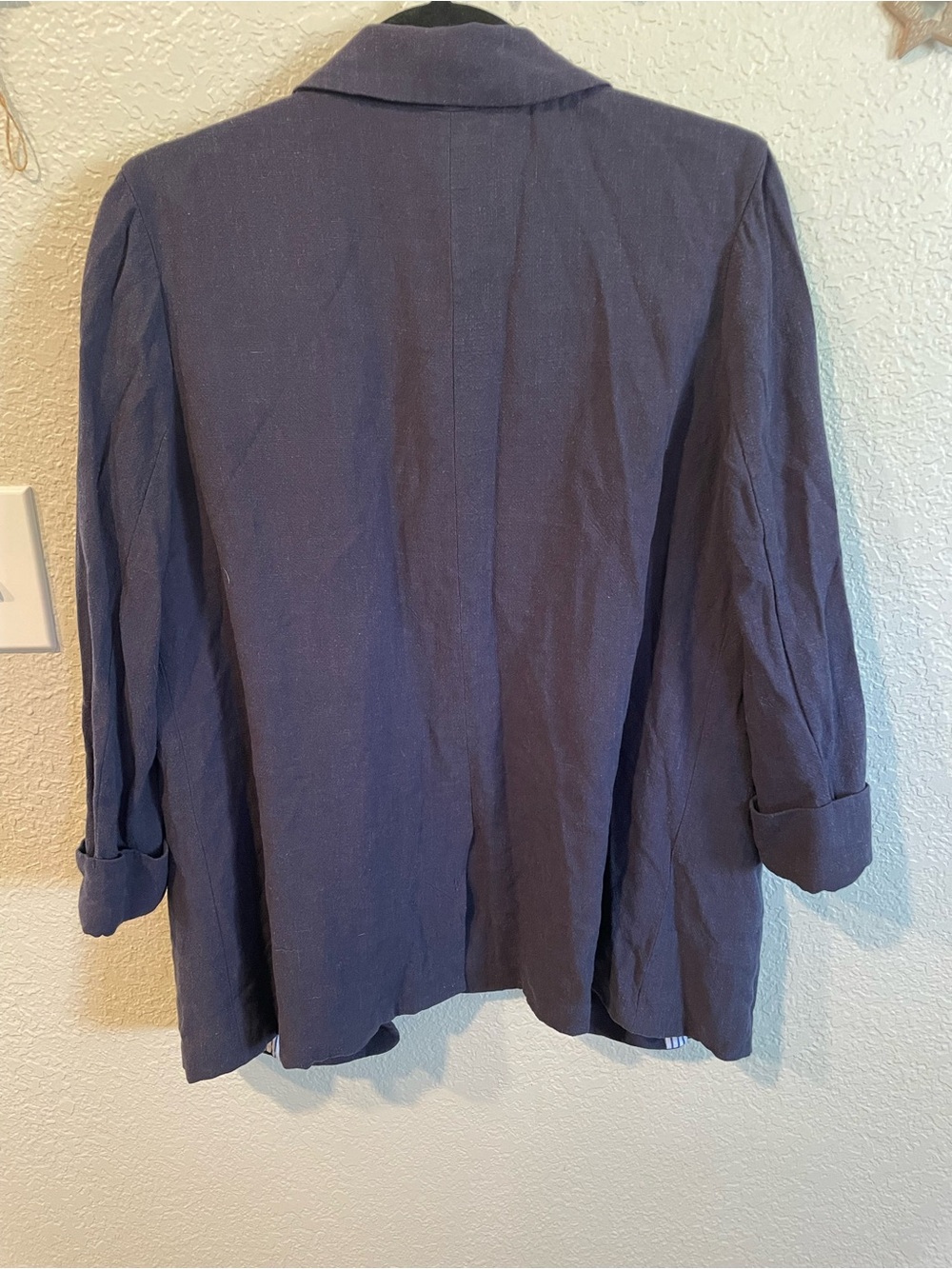 Skies Are Blue Navy Open-Front Linen-Blend Blazer - Picture 3 of 3